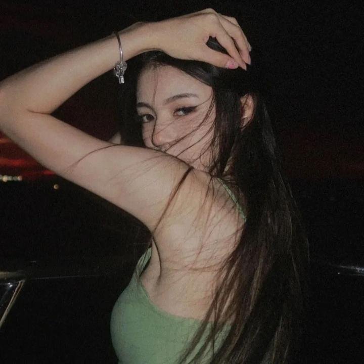女警